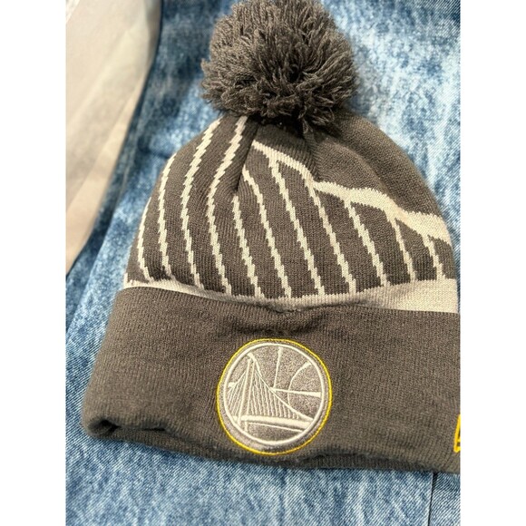 Golden state warriors new era beanie had with pompom GUC - Picture 1 of 4